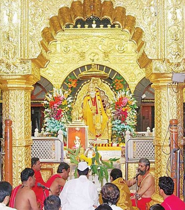 shirdi-shani-shinganapur-tour-package